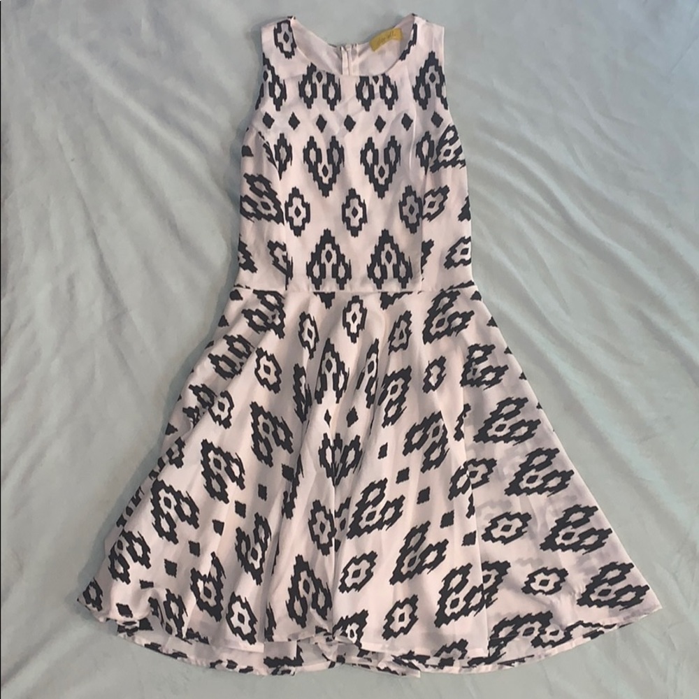 Nordstrom Dee Elle black and white Dress Small